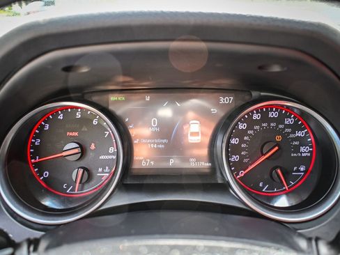Used 2023 Toyota Camry XSE FWD image 10