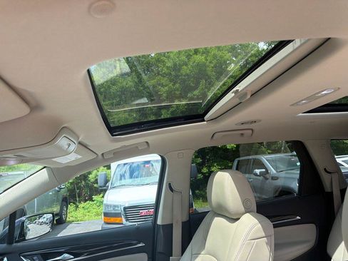 Certified 2021 Buick Enclave Essence w/ Sport Touring Edition AWD/4WD image 22