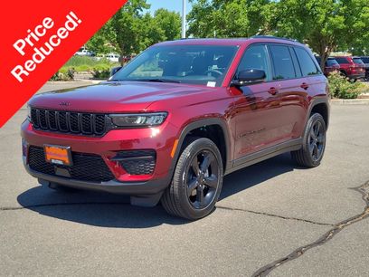 New 2025 Jeep Grand Cherokee Altitude w/ Trailer Tow Package