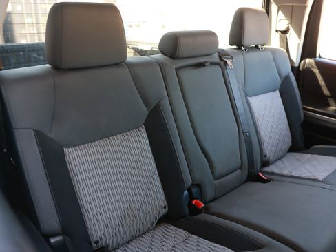 Used 2017 Toyota Tundra SR5 w/ SR5 Upgrade Package image 18