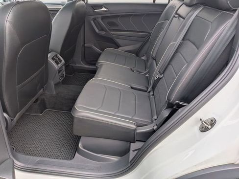 Used 2022 Volkswagen Tiguan SEL R-Line image 26