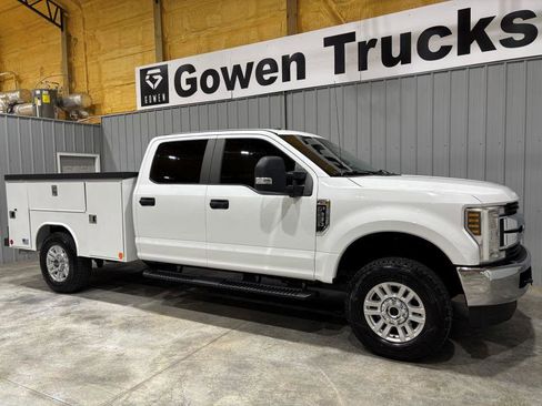Used 2019 Ford F250 XL w/ STX Appearance Package AWD/4WD image 3