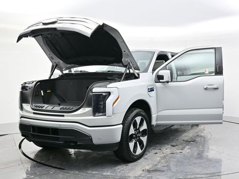 Used 2024 Ford F150 Lightning Platinum image 58