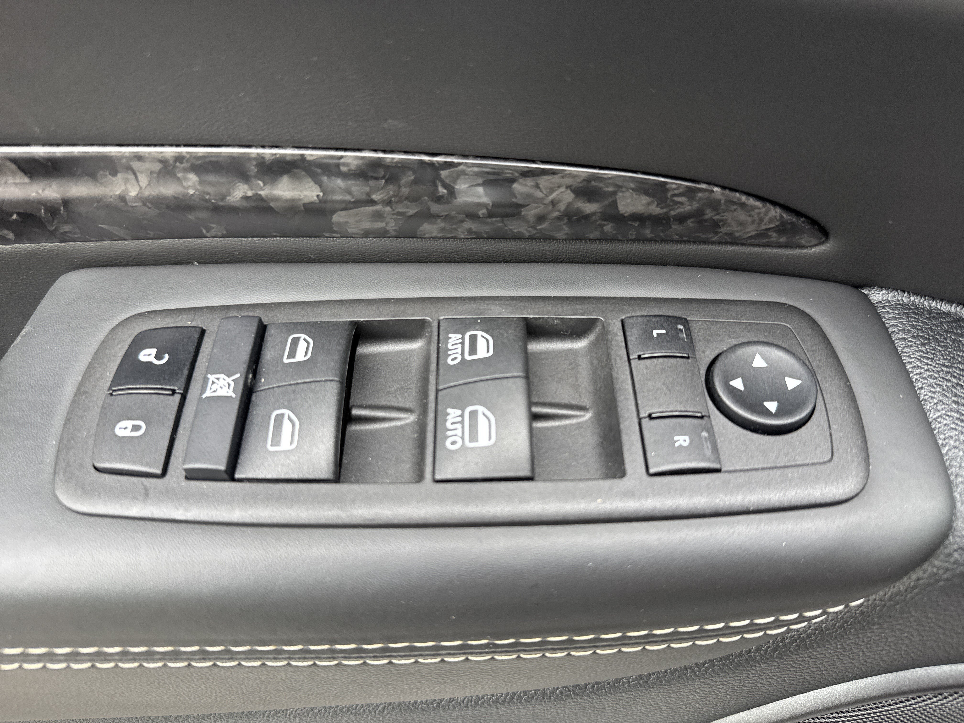 Used 2024 Dodge Durango SRT AWD/4WD image 15