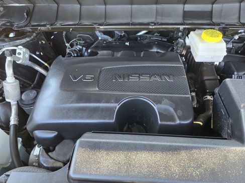 Used 2024 Nissan Pathfinder SL image 37