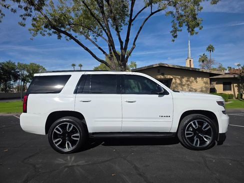 Used 2018 Chevrolet Tahoe Premier image 3