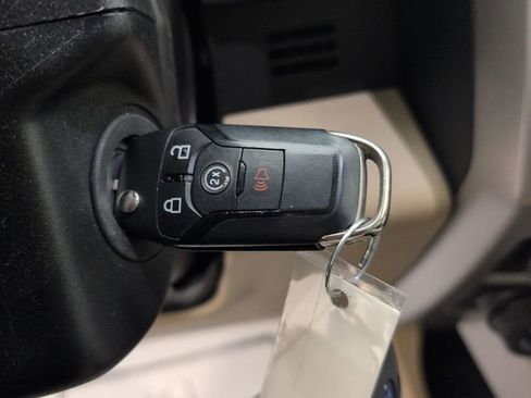 Certified 2020 Ford F350 Lariat w/ Lariat Value Package RWD image 39