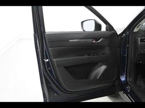 Certified 2025 MAZDA CX-5 AWD 2.5 S w/ Preferred Package image 4
