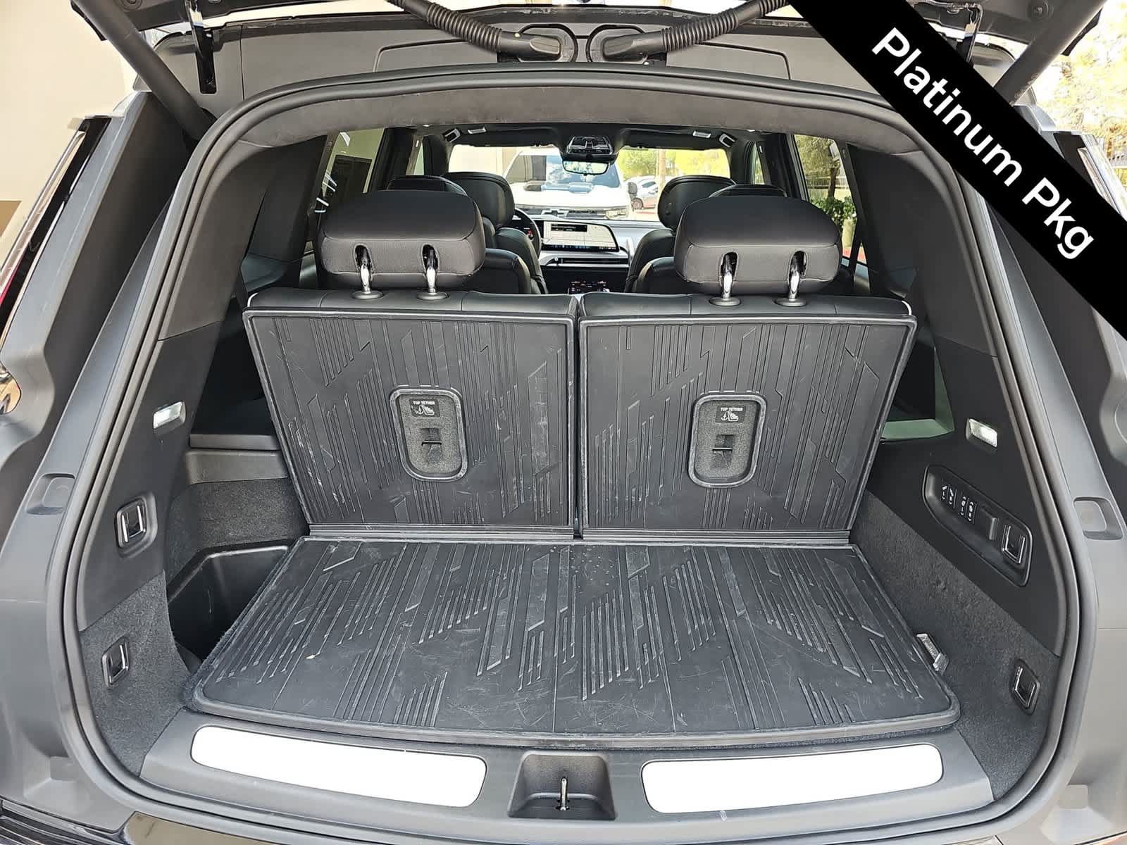 Used 2026 Cadillac Vistiq Platinum w/ LPO, Floor Liner Package AWD/4WD image 22