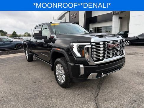Used 2025 GMC Sierra 2500 Denali w/ Denali Reserve Package AWD/4WD image 16