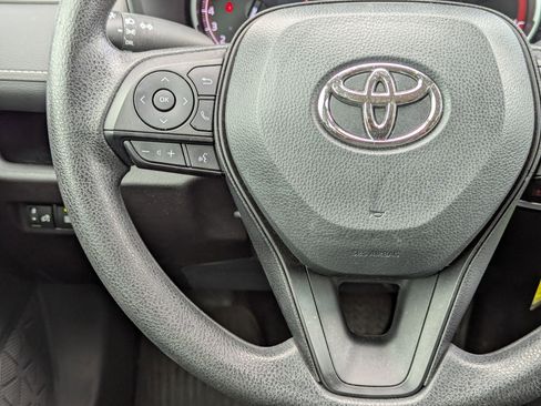 Used 2023 Toyota RAV4 LE image 21