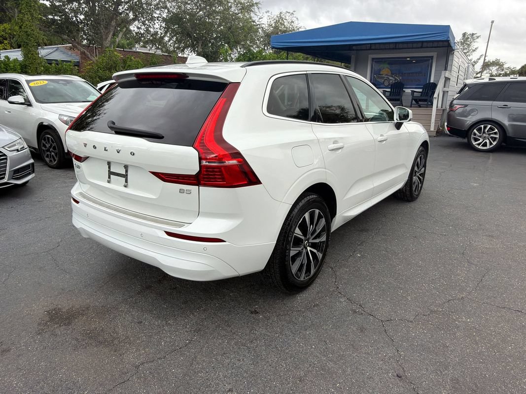 Used 2023 Volvo XC60 B5 Core w/ Climate Package FWD image 5
