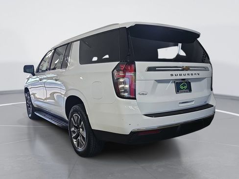 Used 2023 Chevrolet Suburban LT w/ LT Signature Plus Package AWD/4WD image 6