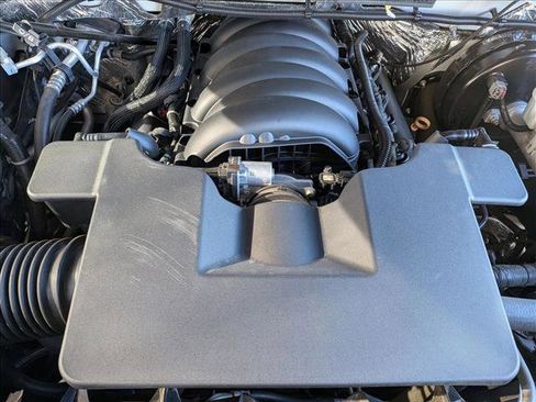 Used 2017 Chevrolet Silverado 1500 LT w/ All Star Edition image 21