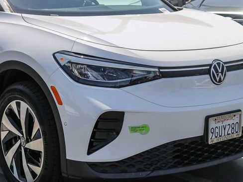 Used 2023 Volkswagen ID.4 Pro RWD image 4