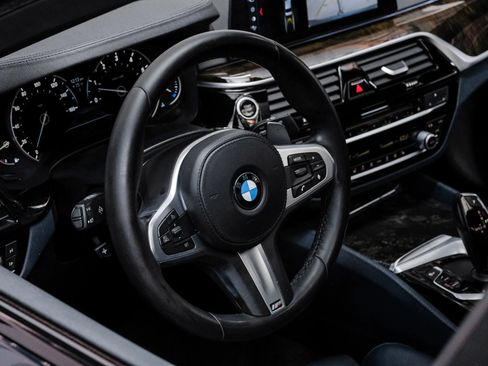 Used 2017 BMW 540i image 18