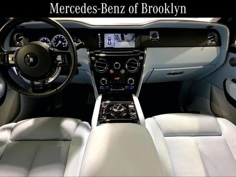 Used 2022 Rolls-Royce Cullinan w/ Cullinan Package AWD/4WD image 15