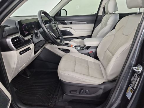 Used 2024 Kia Telluride EX FWD image 16