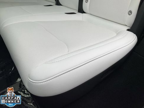 Used 2026 Tesla Model Y 2WD image 30