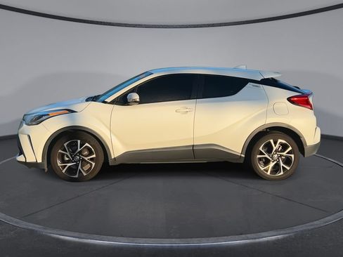 Used 2021 Toyota C-HR XLE FWD image 5