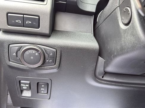 Used 2019 Ford F150 Raptor w/ Equipment Group 802A Luxury image 18