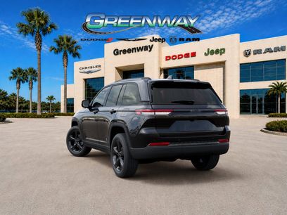 New 2025 Jeep Grand Cherokee Altitude