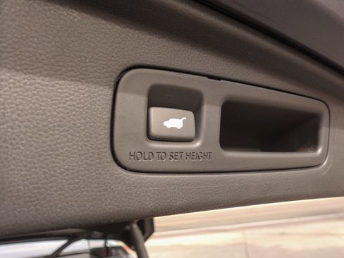 Used 2025 Honda CR-V EX-L image 24