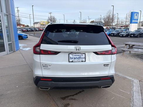 Used 2024 Honda CR-V Sport Touring image 5