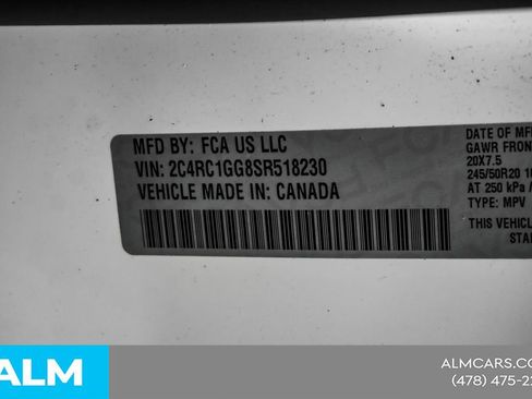 Used 2025 Chrysler Pacifica Limited FWD image 51
