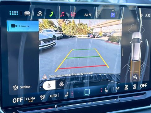 New 2026 Volkswagen Tiguan SE R-Line image 18