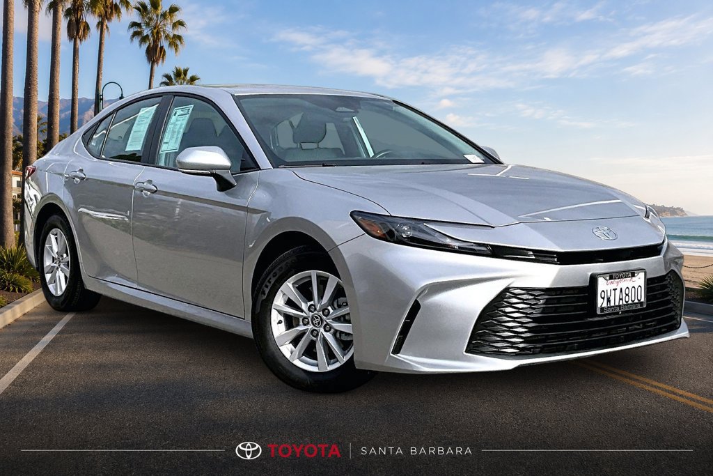 Used 2026 Toyota Camry LE FWD image 1