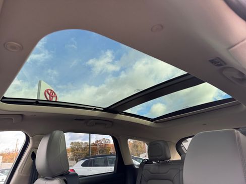 New 2026 Lincoln Corsair Premiere image 31