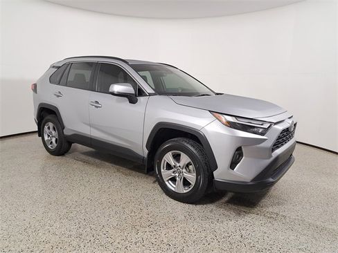 Used 2024 Toyota RAV4 XLE Premium image 4