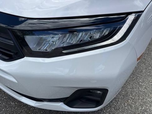 Used 2025 Honda Odyssey Sport-L image 31