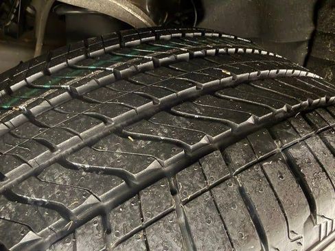 Used 2023 GMC Yukon Denali image 28