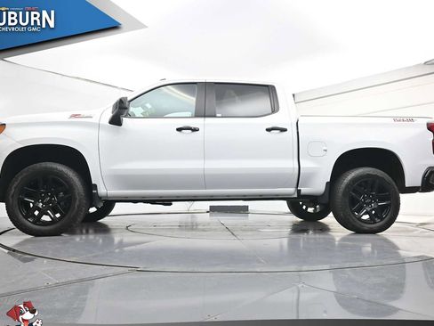 Used 2025 Chevrolet Silverado 1500 LT Trail Boss AWD/4WD image 21