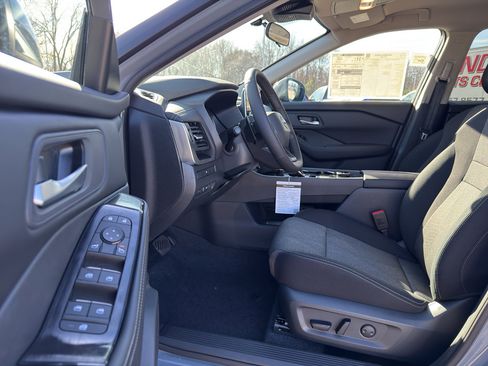 New 2026 Nissan Rogue SV image 11