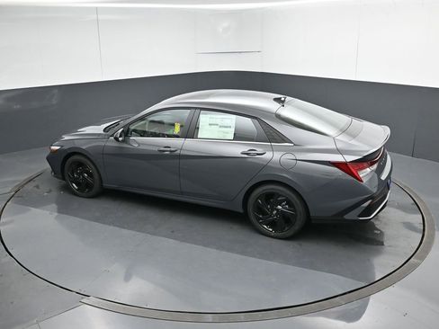 New 2026 Hyundai Elantra SEL Sport Premium FWD image 19