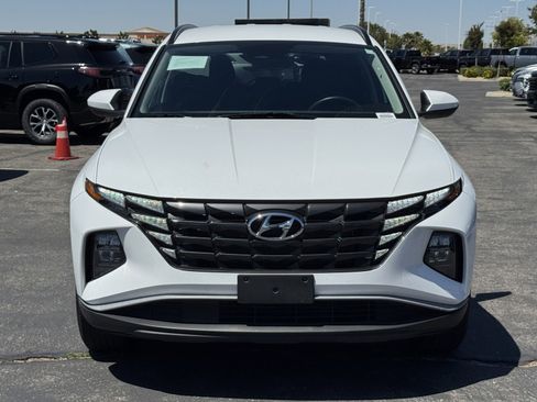 Used 2024 Hyundai Tucson SEL FWD image 2