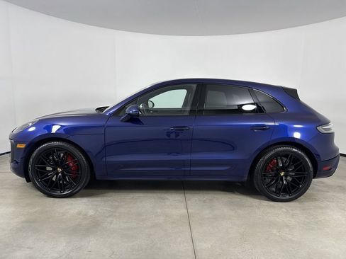 Certified 2025 Porsche Macan GTS AWD/4WD image 2