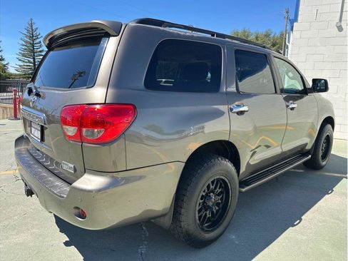 Used 2008 Toyota Sequoia Platinum AWD/4WD image 7
