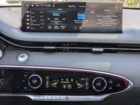 Used 2024 Genesis GV70 3.5T Sport image 14