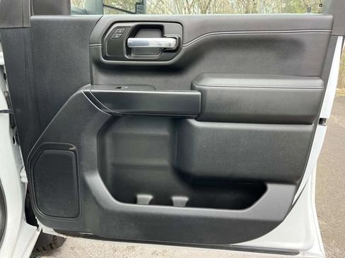 Used 2021 Chevrolet Silverado 2500 LT w/ Z71 Off-Road Package image 21