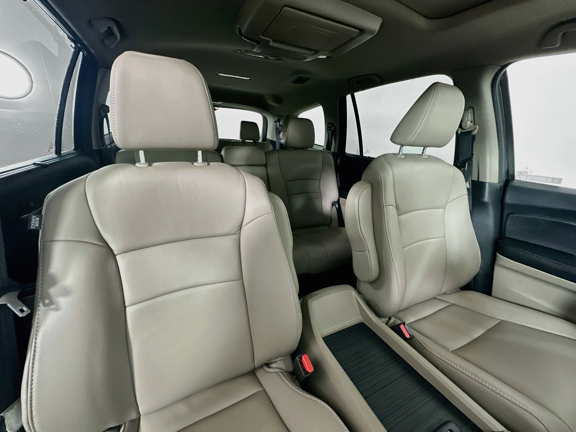 Used 2019 Honda Pilot Touring image 31