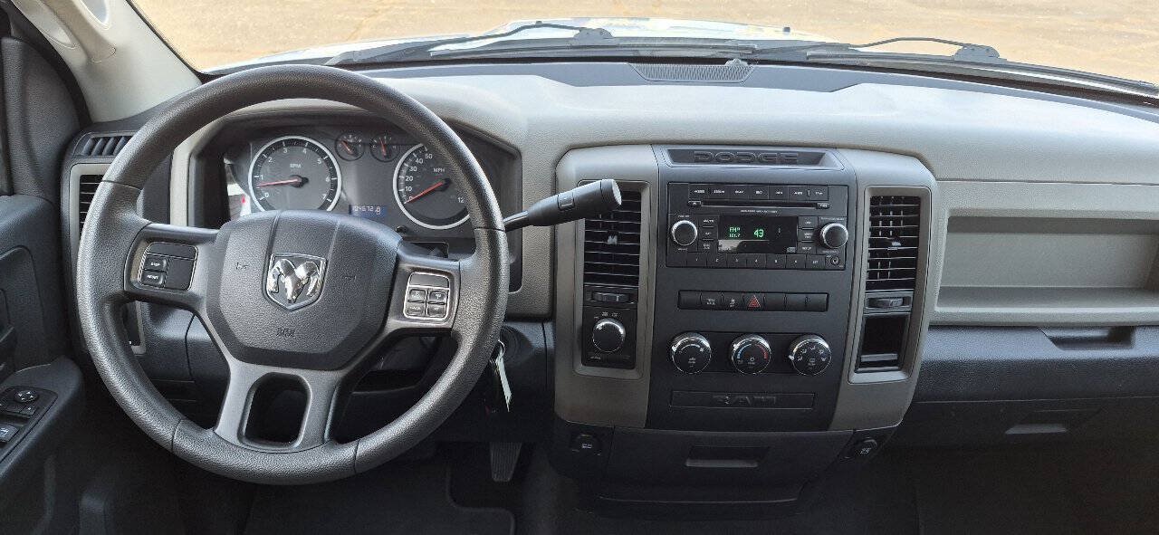 Used 2012 RAM 1500 Express AWD/4WD image 17