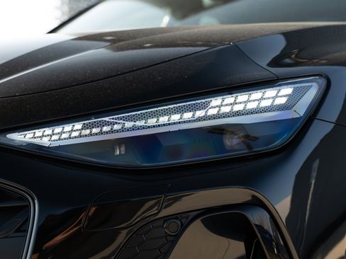 New 2026 Audi A6 Premium Plus AWD/4WD image 8