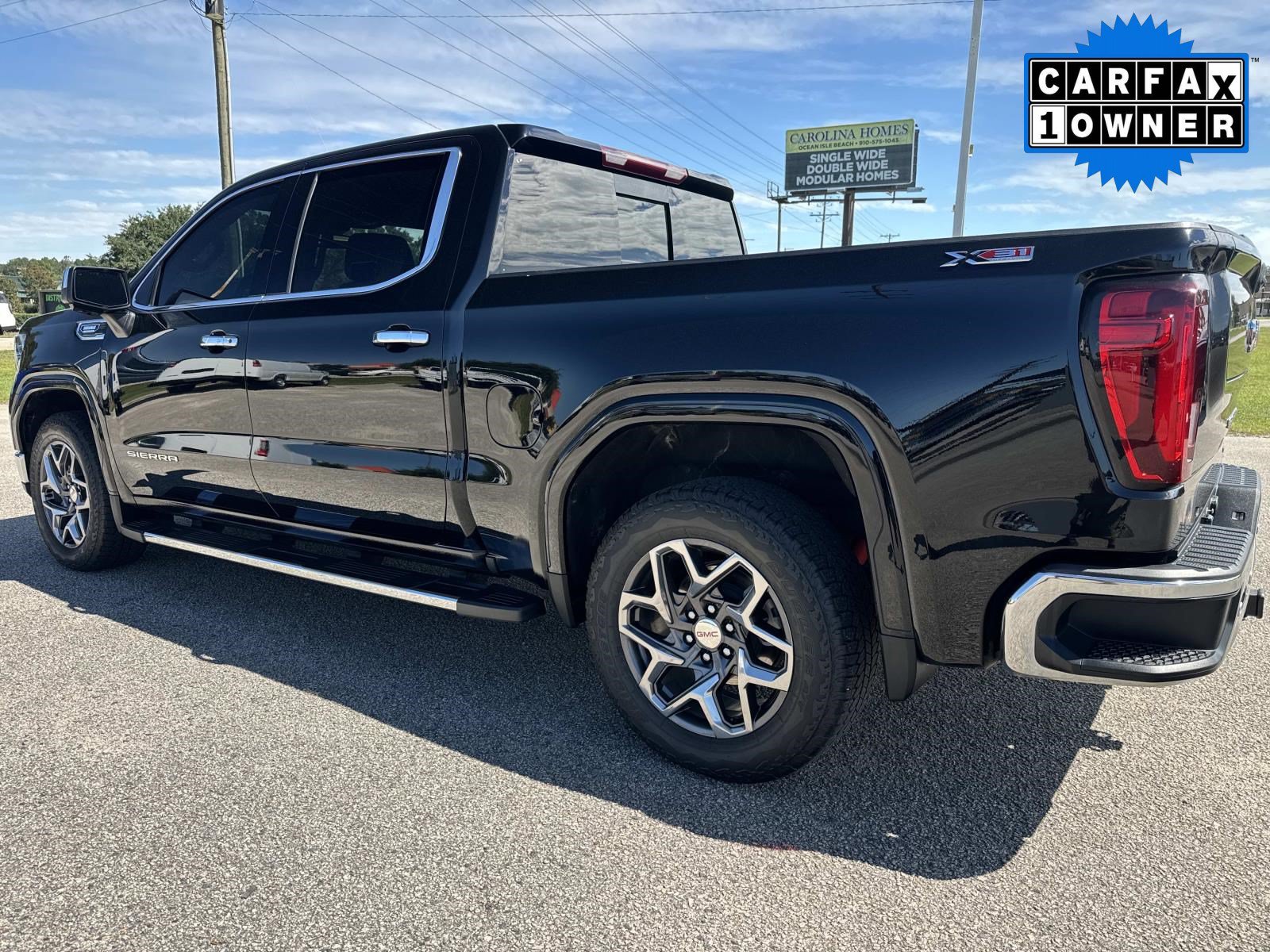 Used 2024 GMC Sierra 1500 SLT w/ SLT Premium Plus Package AWD/4WD image 6