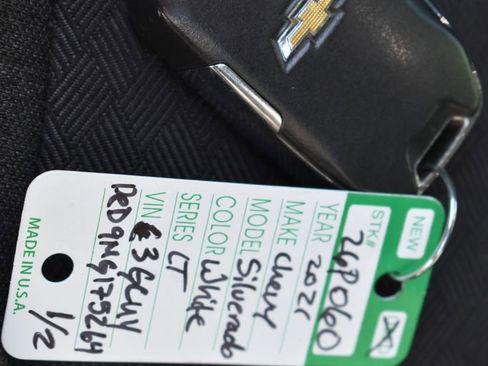 Certified 2021 Chevrolet Silverado 1500 LT image 35