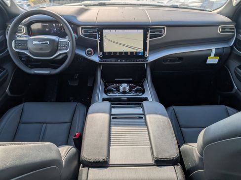 New 2026 Jeep Grand Wagoneer Limited image 8
