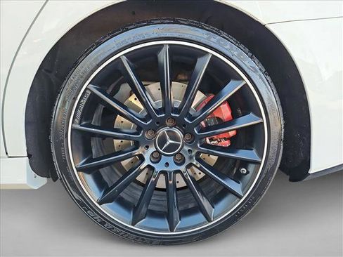 Used 2021 Mercedes-Benz A 35 AMG 4MATIC image 24